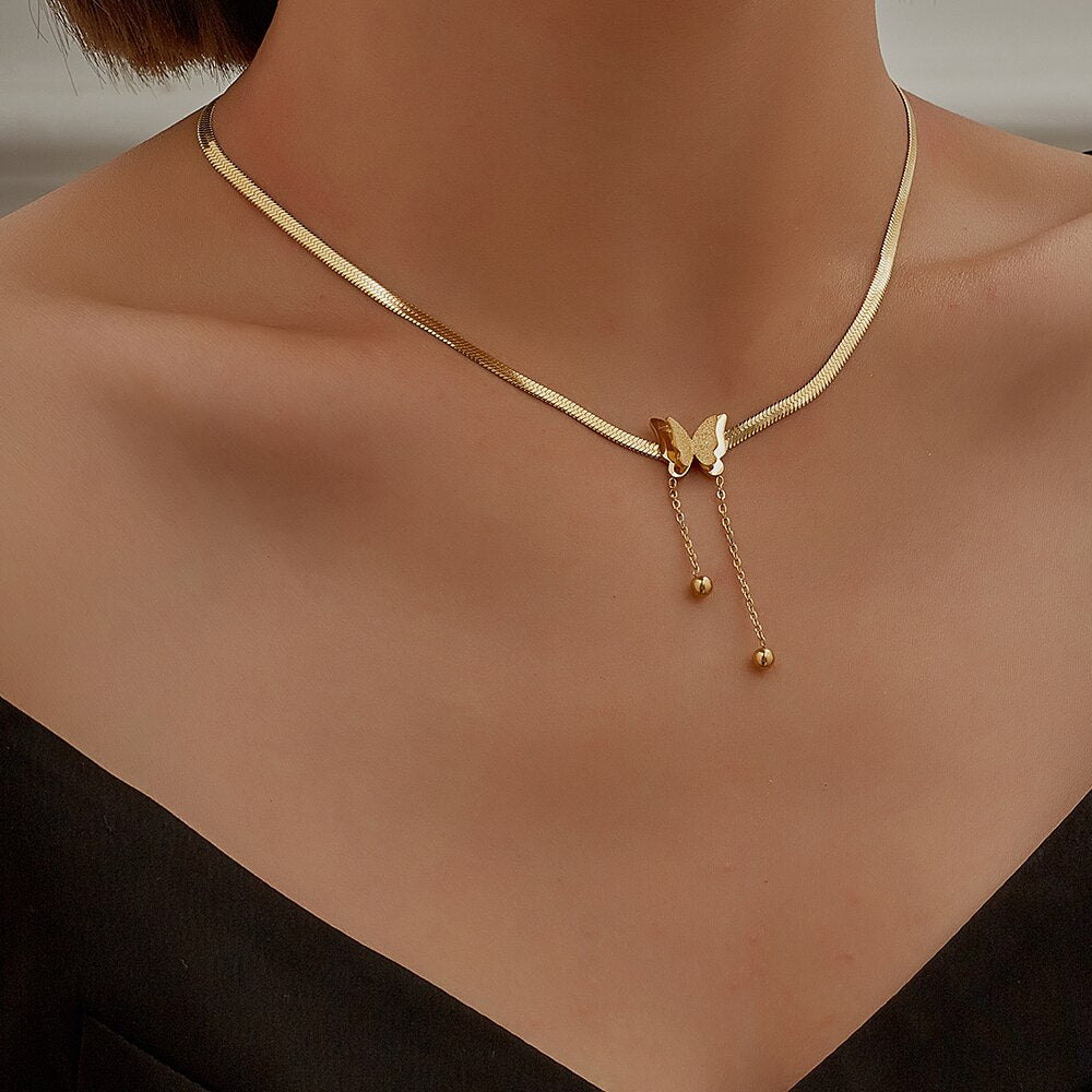 Copper Inlaid Zircon Luxury Shiny Necklace