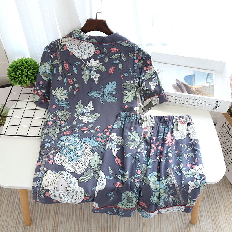 Summer new pajamas, short-sleeved shorts large floral print pajamas for women